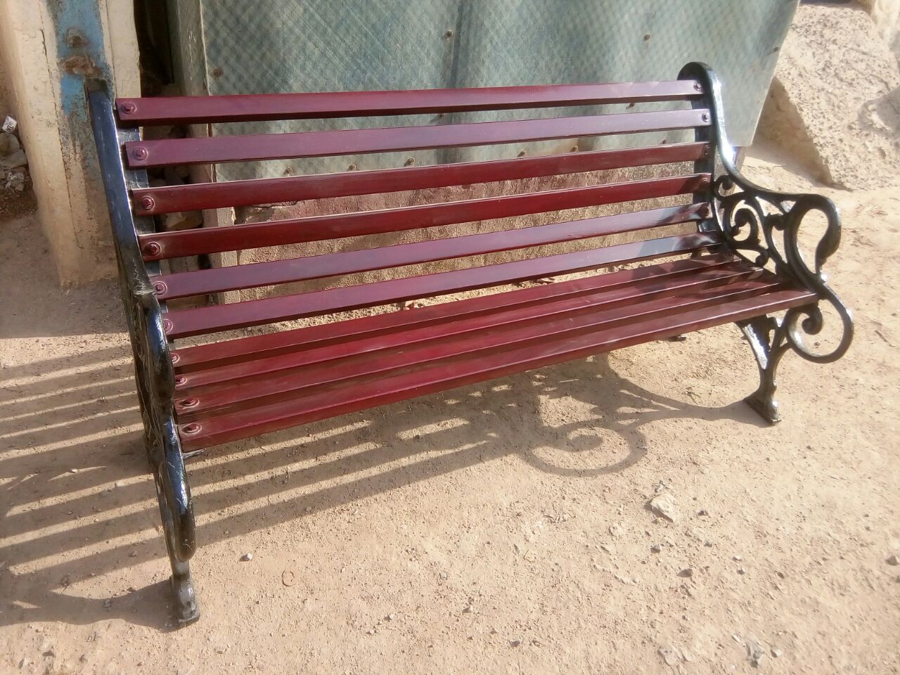 Cast Iron Bench Manufacturers