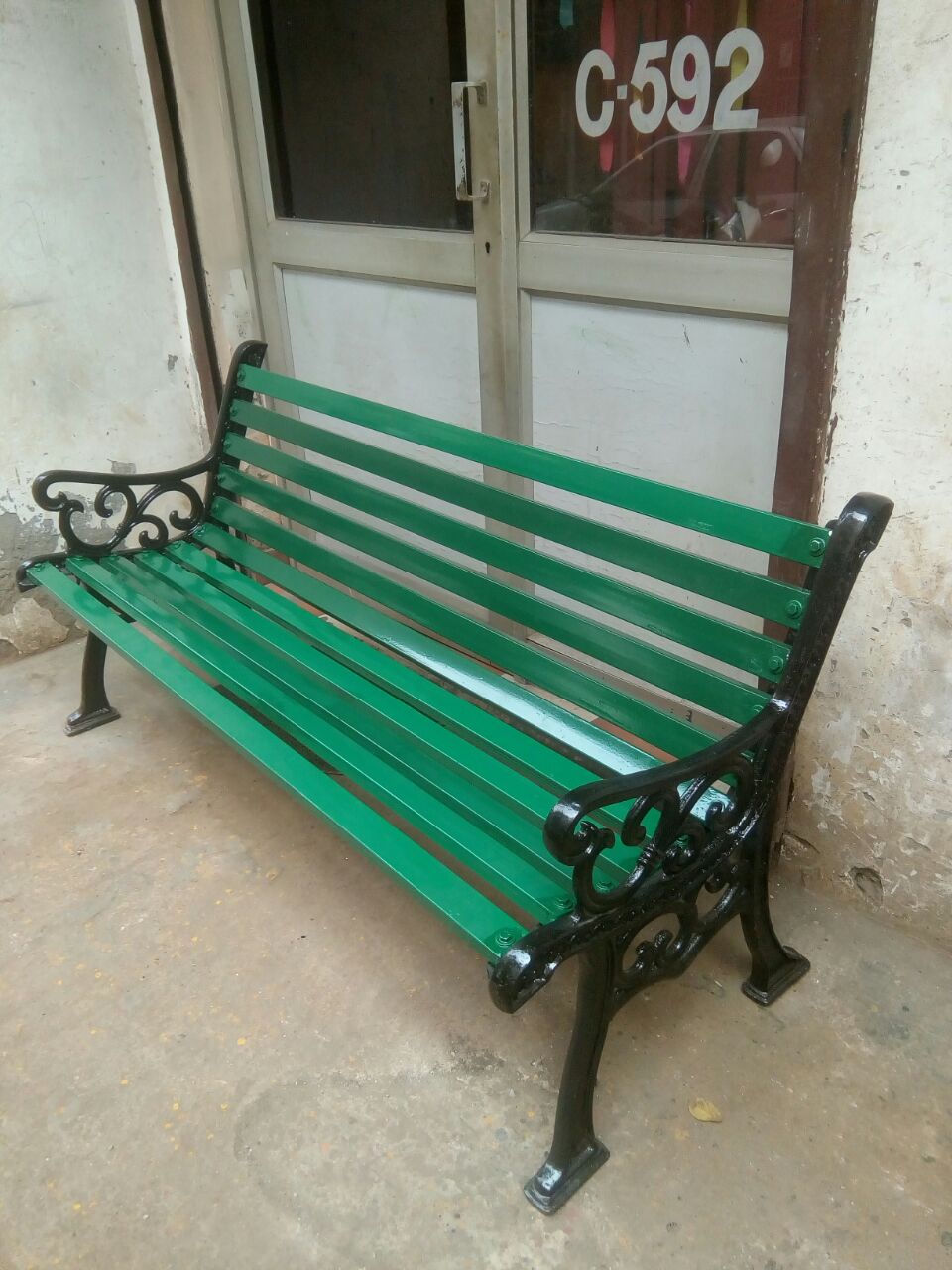 Cast Iron Bench Manufacturers